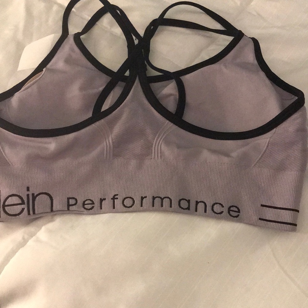 Exercise bra - Picture 2 of 3